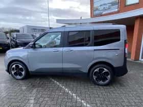Ford Tourneo Courier (2025) thumbnail 4
