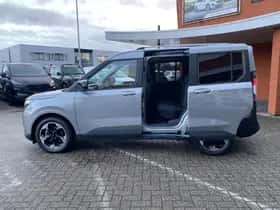 Ford Tourneo Courier (2025) thumbnail 5