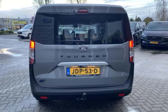 Ford Tourneo Courier (2025) thumbnail 7