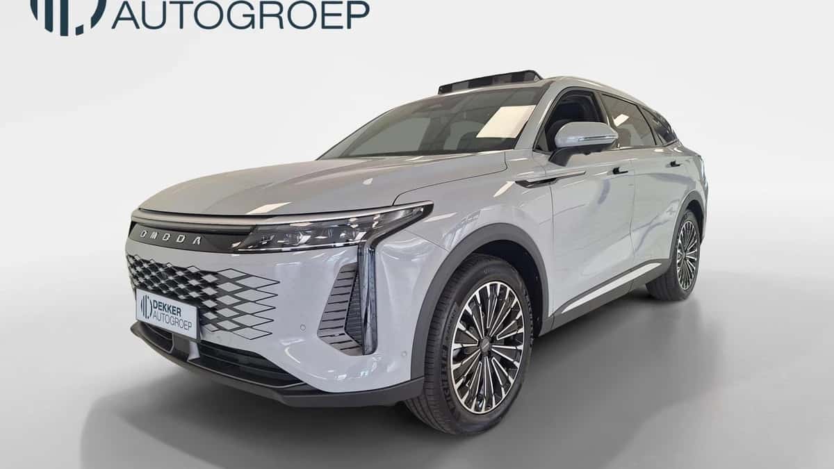 Omoda 9 (2025) — foto 1