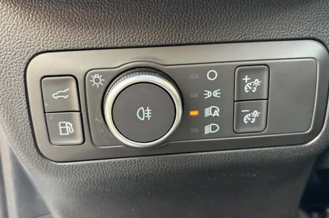 Ford Kuga (2026) thumbnail 28