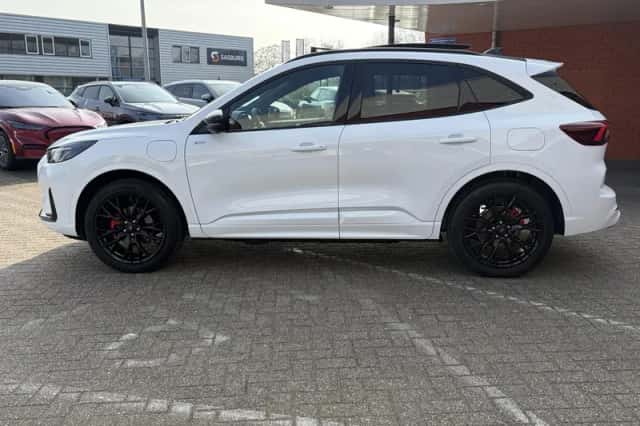 Ford Kuga (2026) thumbnail 4