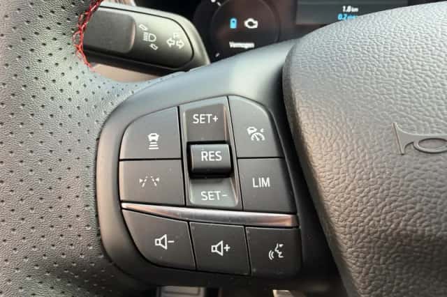 Ford Kuga (2026) thumbnail 37