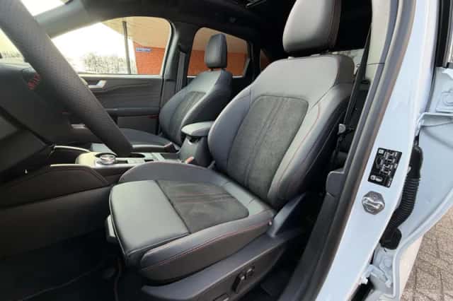 Ford Kuga (2026) thumbnail 41