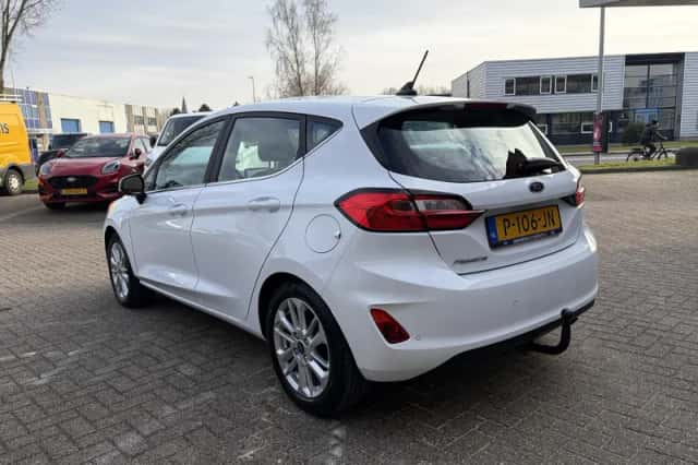 Ford Fiesta (2022) thumbnail 5