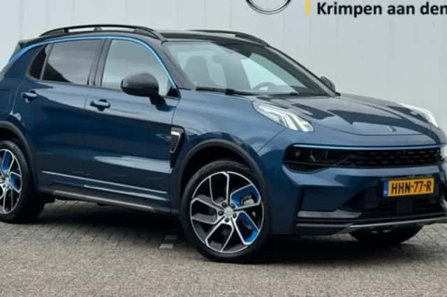 Lynk & Co 01 (2023) thumbnail 1