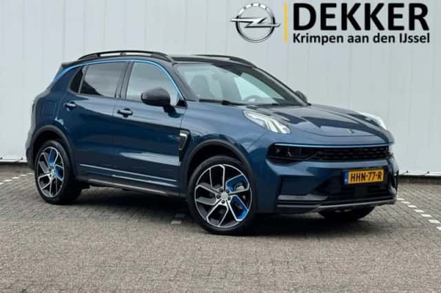 Lynk & Co 01 (2023) thumbnail 2