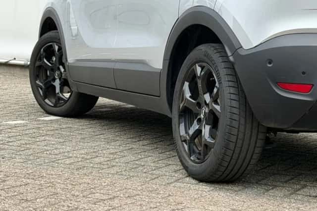 Opel Crossland (2023) thumbnail 6