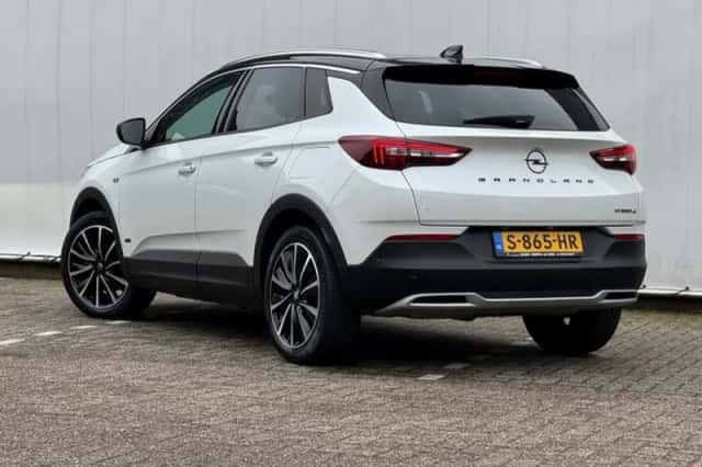 Opel Grandland (2020) thumbnail 5