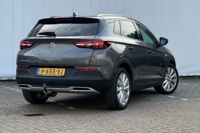 Opel Grandland (2019) thumbnail 3