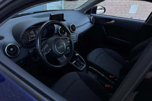 Audi A1 (2017) thumbnail 6