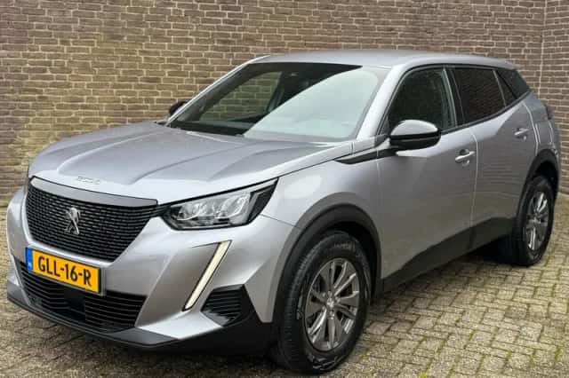 Peugeot 2008 (2023) thumbnail 1