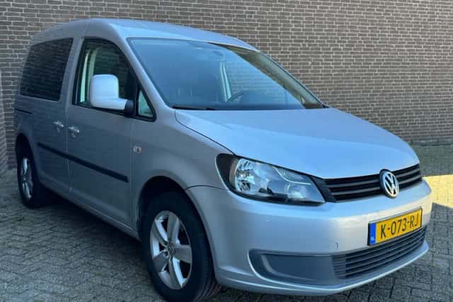 Volkswagen Caddy (2012) thumbnail 3