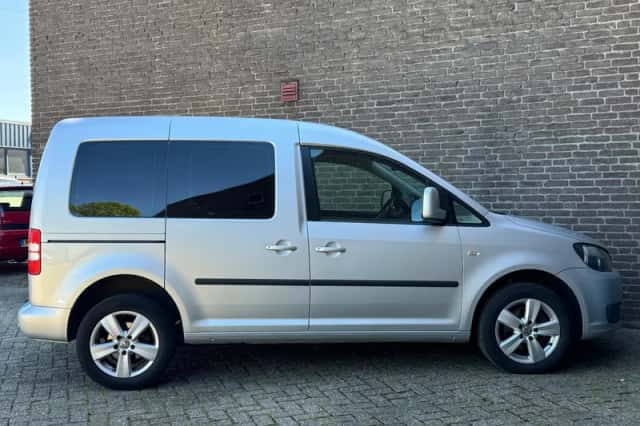 Volkswagen Caddy (2012) thumbnail 5