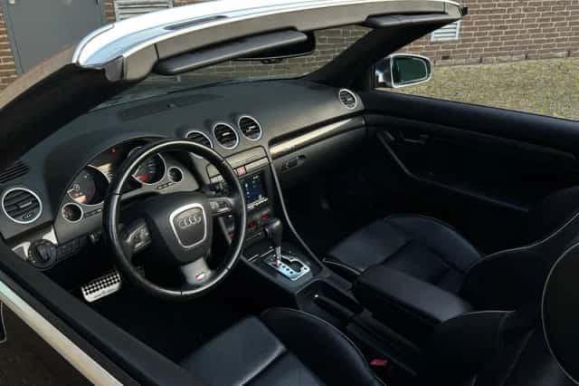 Audi S4 (2006) thumbnail 5