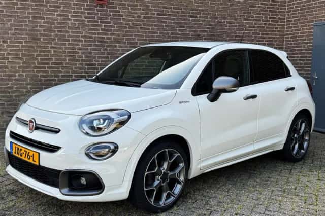 Fiat 500X (2020) thumbnail 1