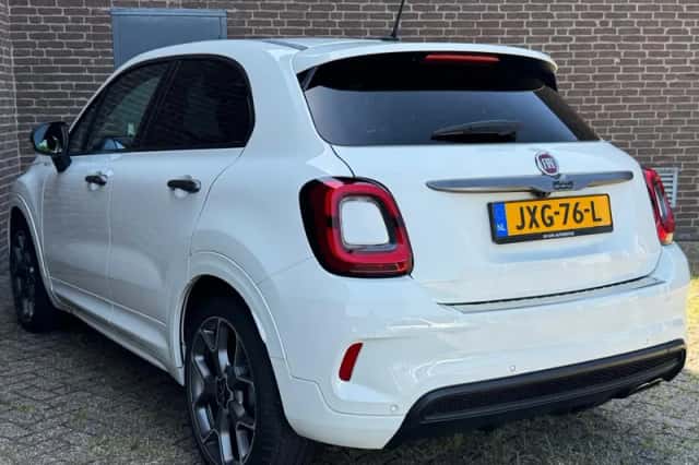 Fiat 500X (2020) thumbnail 4