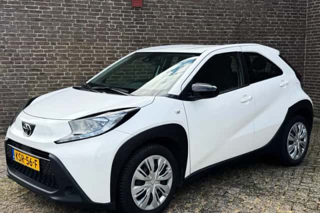 Toyota Aygo X (2022) thumbnail 1