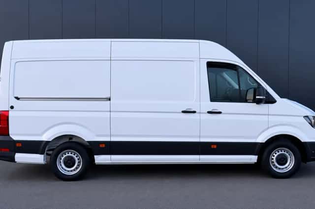 Volkswagen Crafter (2024) thumbnail 4