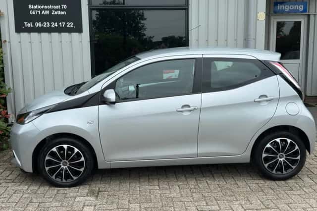 Toyota Aygo (2018) thumbnail 4