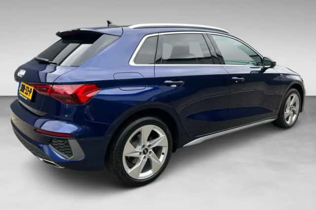 Audi A3 (2021) thumbnail 3