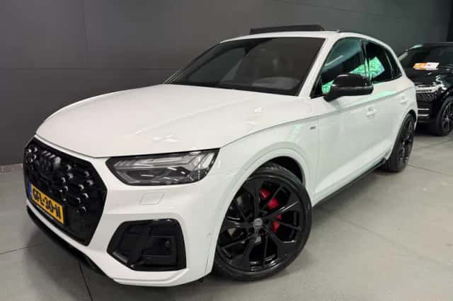 Audi Q5 (2021) thumbnail 4