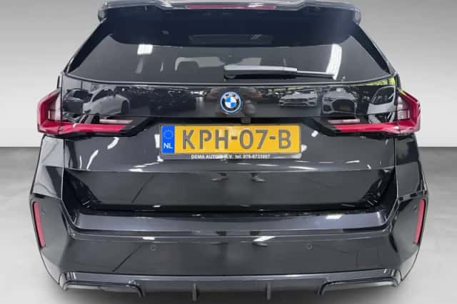 BMW X1 (2023) thumbnail 3