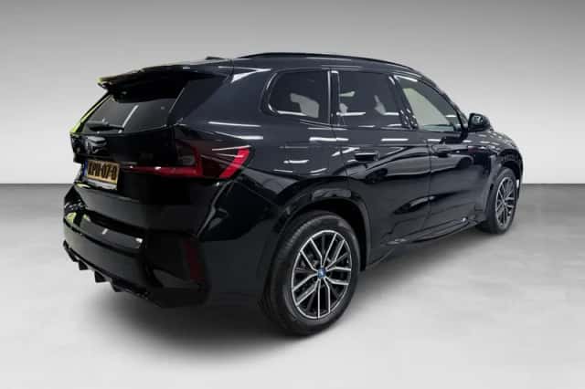 BMW X1 (2023) thumbnail 6