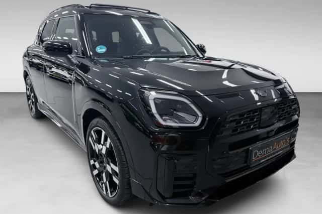 MINI Countryman (2025) thumbnail 6