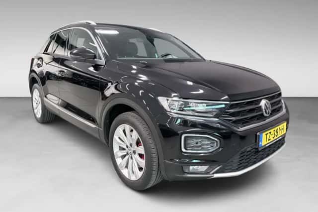 Volkswagen T-Roc (2018) thumbnail 2