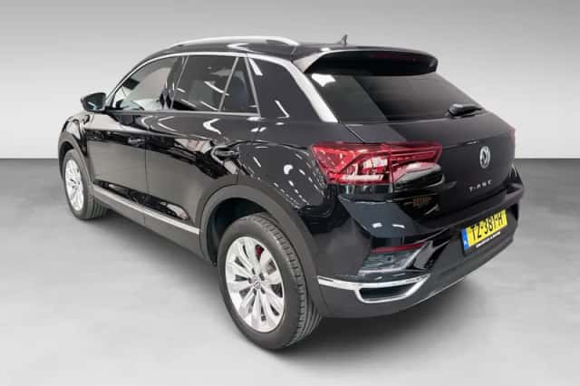 Volkswagen T-Roc (2018) thumbnail 3
