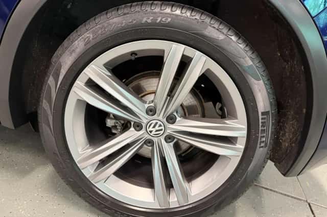 Volkswagen Tiguan (2018) thumbnail 4