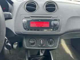 SEAT Ibiza (2008) thumbnail 11