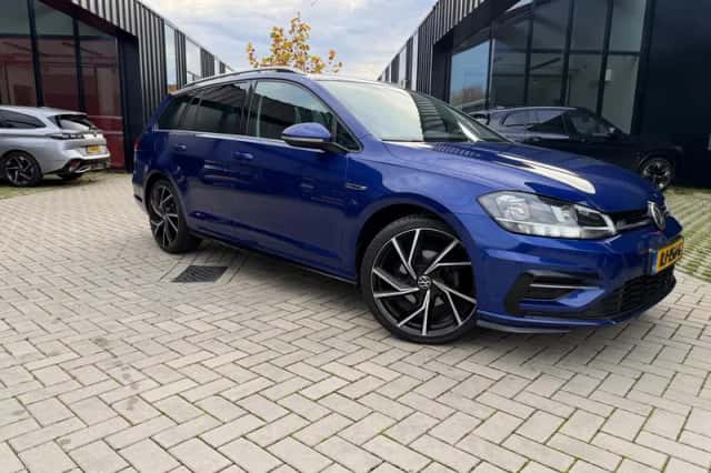Volkswagen Golf (2017) thumbnail 3