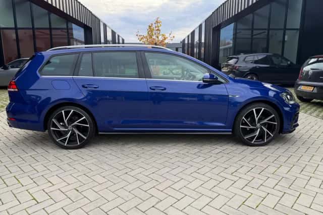 Volkswagen Golf (2017) thumbnail 5