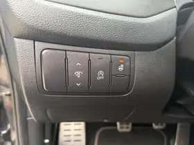 Kia Cee'd (2016) thumbnail 13