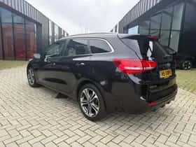 Kia Cee'd (2016) thumbnail 3