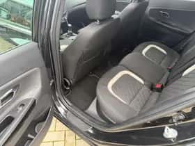 Kia Cee'd (2016) thumbnail 9