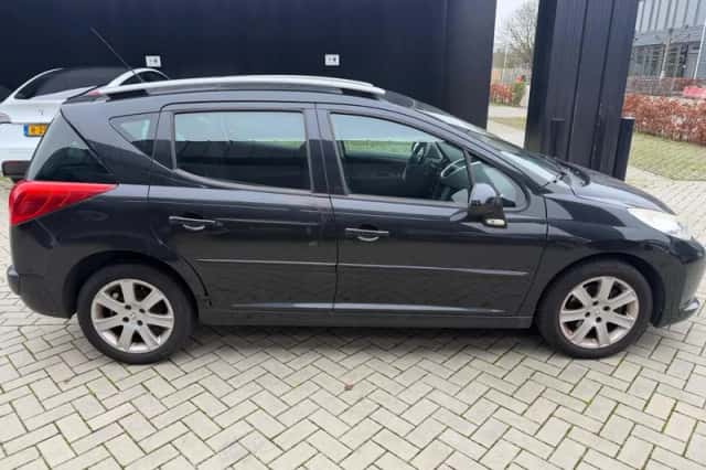 Peugeot 207 (2007) thumbnail 5