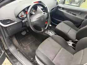 Peugeot 207 (2007) thumbnail 10