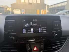 Hyundai i30 (2017) thumbnail 18