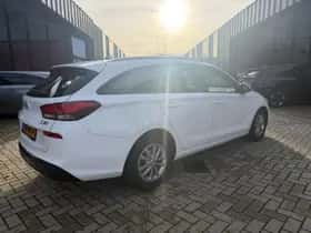 Hyundai i30 (2017) thumbnail 7