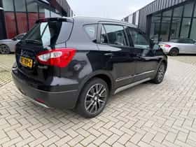 Suzuki SX4 S-Cross (2014) thumbnail 7