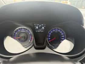 Hyundai ix20 (2012) thumbnail 15