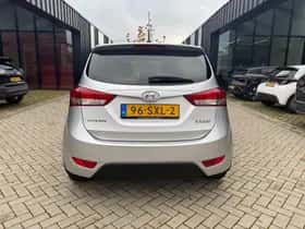 Hyundai ix20 (2012) thumbnail 8