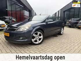 Opel Astra (2006) thumbnail 2