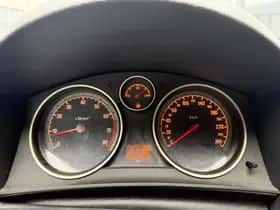 Opel Astra (2006) thumbnail 15