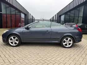 Opel Astra (2006) thumbnail 4