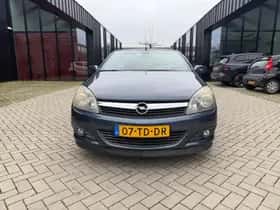 Opel Astra (2006) thumbnail 9