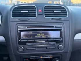 Volkswagen Golf (2011) thumbnail 16